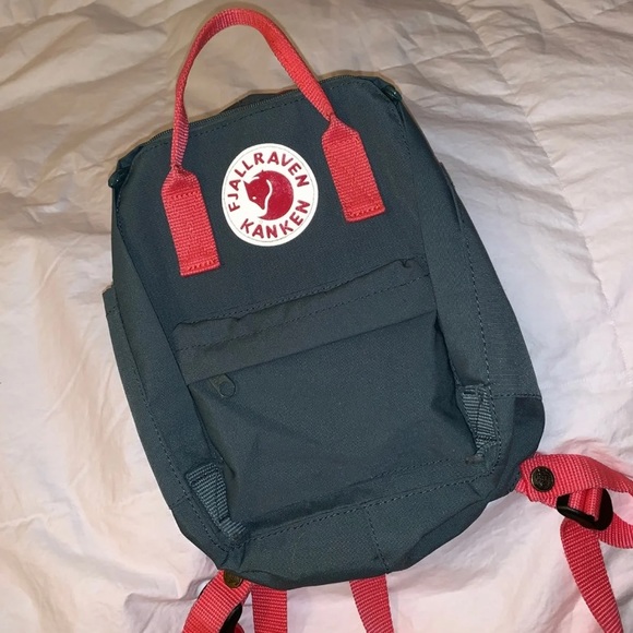 Mini Kanken Backpack :) - Picture 2 of 4